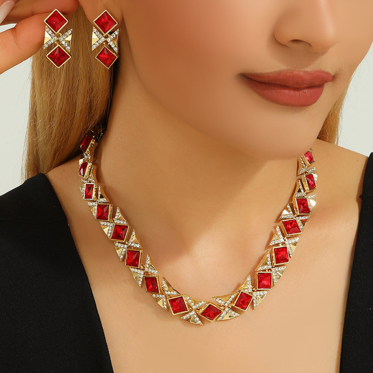 Trendova® | Ręcznie wykonany królewski zestaw kryształowy (naszyjnik & kolczyki)